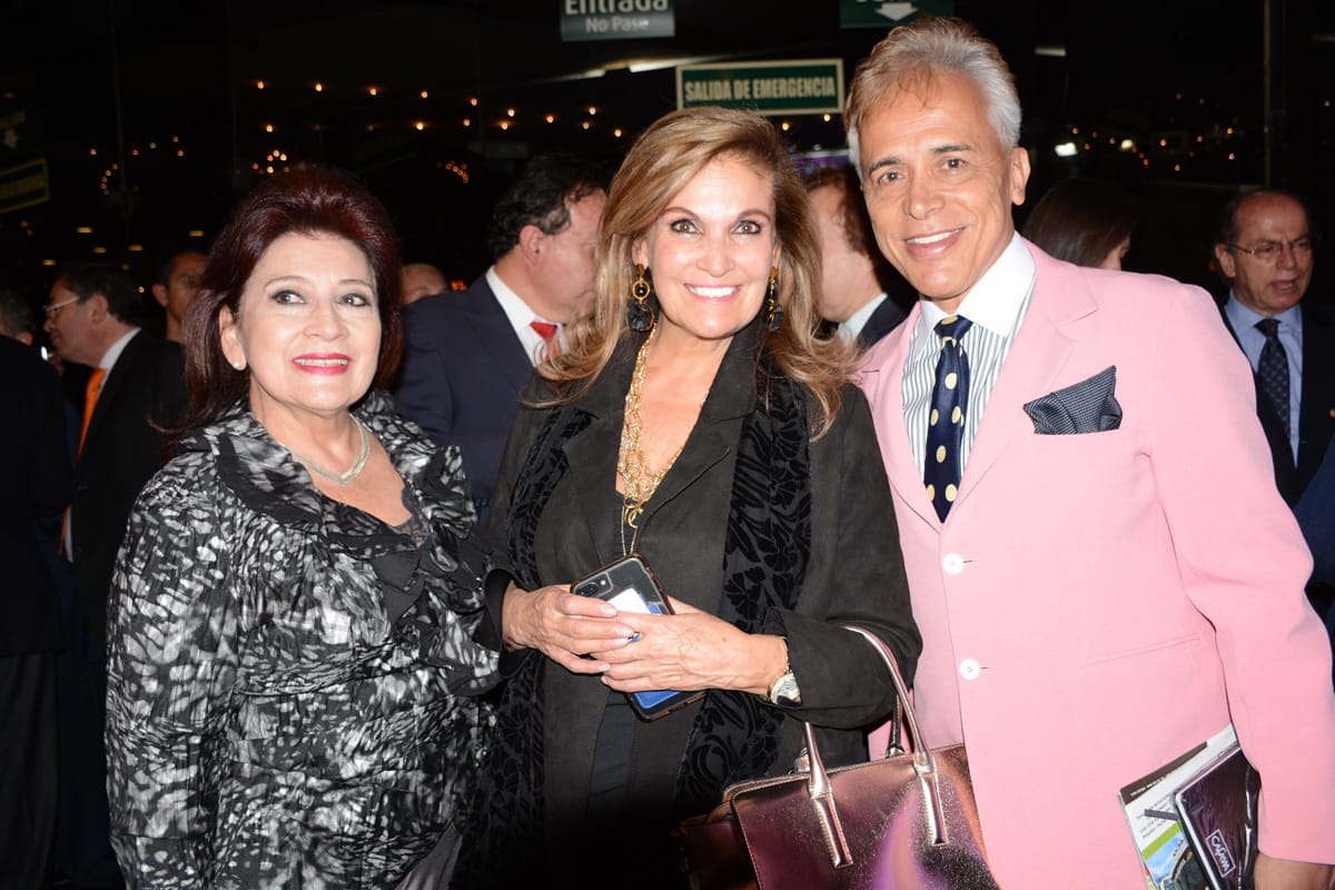 Olga de Villegas, Magda Egas y Eduardo Barón